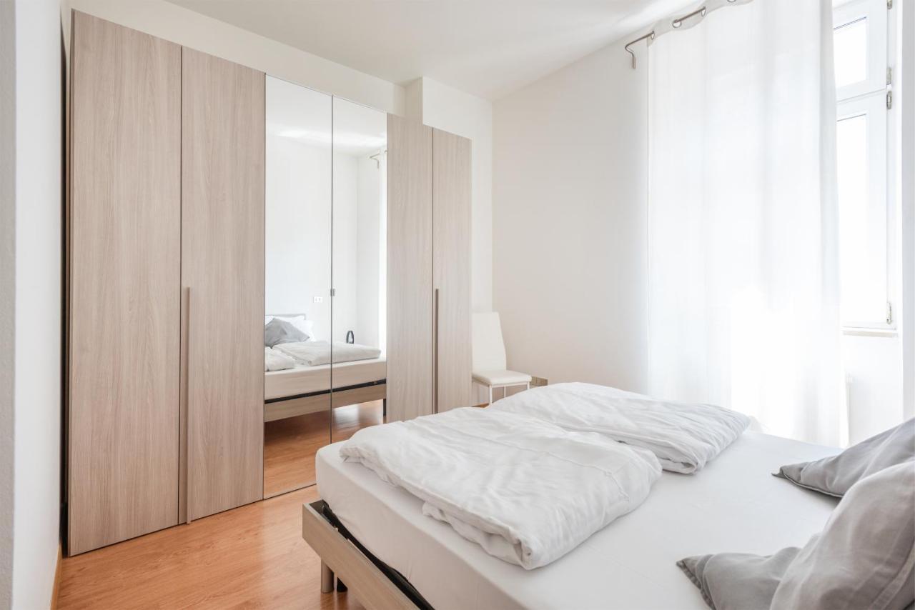 Residenza Ester Riva del Garda Buitenkant foto